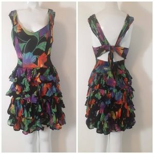 Vintage 80s 90s tie back ruffle floral vacation dress